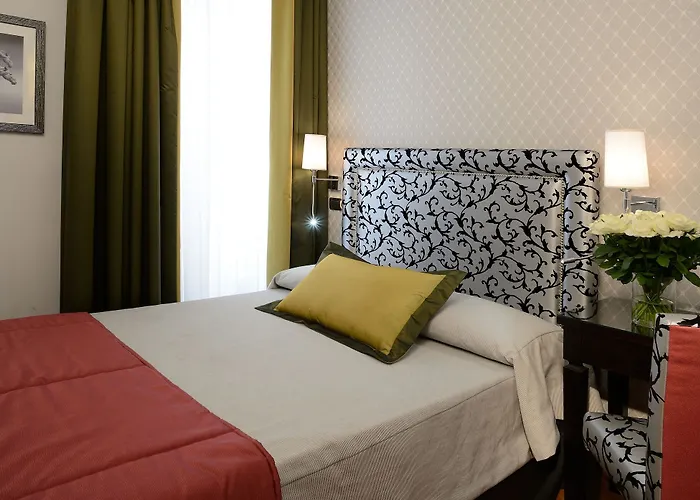 Frattina 122 3* Rome